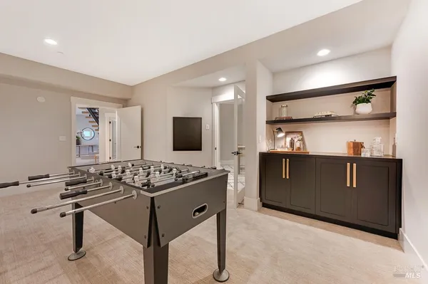 $3,499,999 | 22 Oak Knoll Court, Petaluma, CA 94952