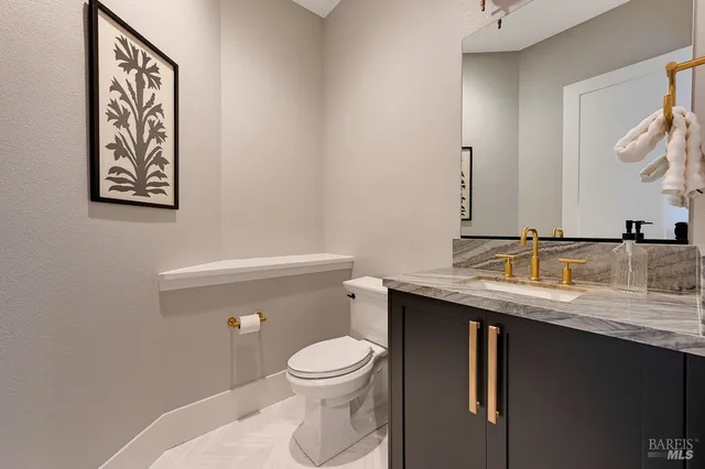 $3,975,000 | 22 Oak Knoll Court, Petaluma, CA 94952