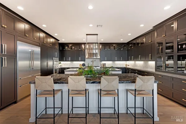 $3,499,999 | 22 Oak Knoll Court, Petaluma, CA 94952