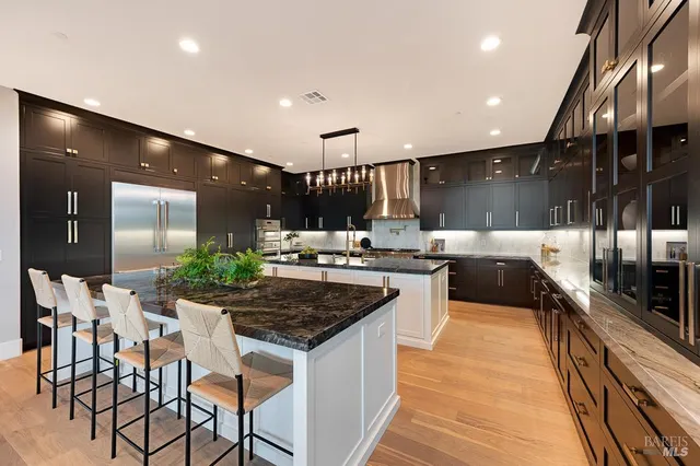 $3,975,000 | 22 Oak Knoll Court, Petaluma, CA 94952