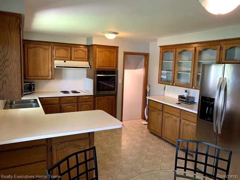 47575 Card Road Macomb, MI 48044 - Photo 3 of 11 IMG_2323.jpg
