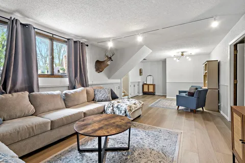 $400,000 | 312 Circle Lane Southeast, St. Michael, MN 55376
