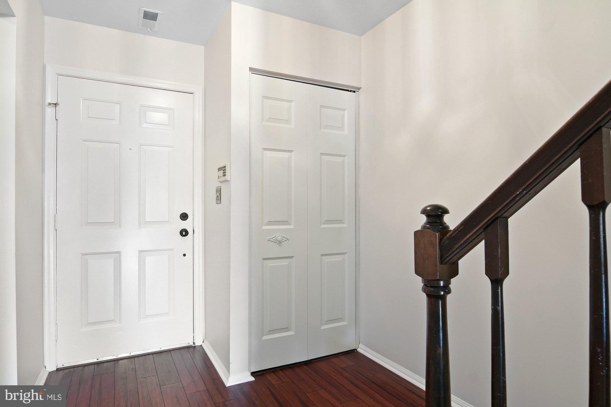 5447 Pond Road Harrisburg, PA 17111 - Photo 3 of 30 Gallery Image 3