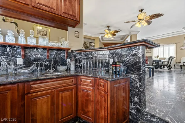 $780,000 | 1998 Whitneys Dream Avenue, Logandale, NV 89021