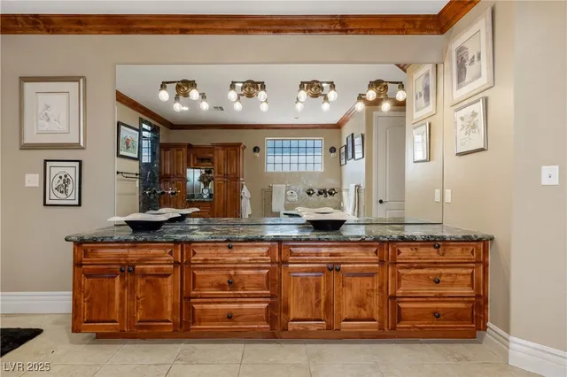 $780,000 | 1998 Whitneys Dream Avenue, Logandale, NV 89021