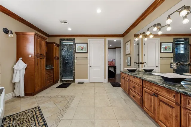 $780,000 | 1998 Whitneys Dream Avenue, Logandale, NV 89021