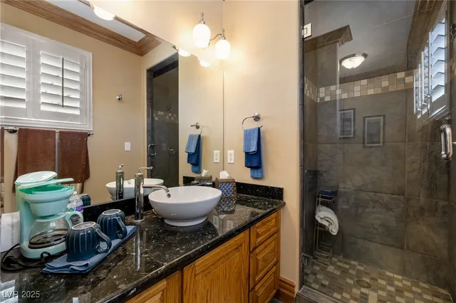 $780,000 | 1998 Whitneys Dream Avenue, Logandale, NV 89021