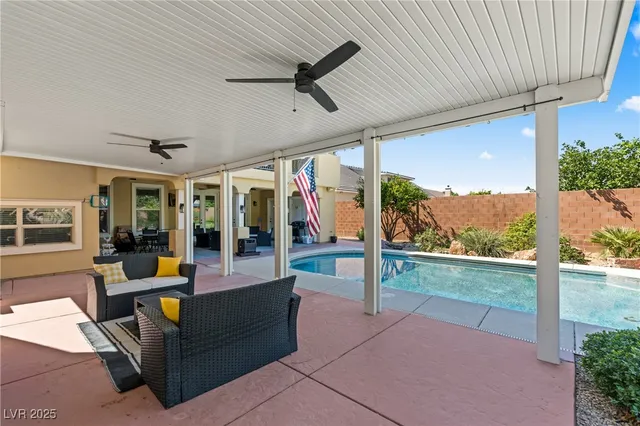 $780,000 | 1998 Whitneys Dream Avenue, Logandale, NV 89021