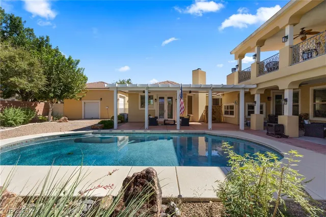 $780,000 | 1998 Whitneys Dream Avenue, Logandale, NV 89021