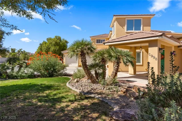 $780,000 | 1998 Whitneys Dream Avenue, Logandale, NV 89021