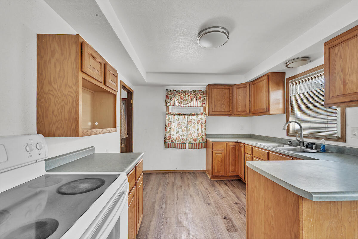 2719 South 71st Street Milwaukee, WI 53219 - Photo 6 of 23 kitchen