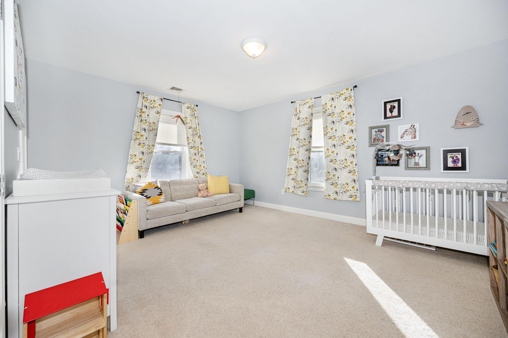 15 Vine Street Medford, MA 02155 - Photo 16 of 23