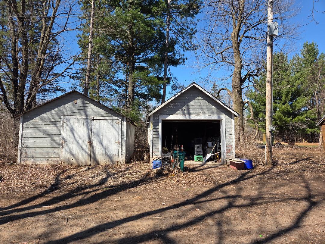 51948 River Road Rush City, MN 55069 - Photo 8 of 15