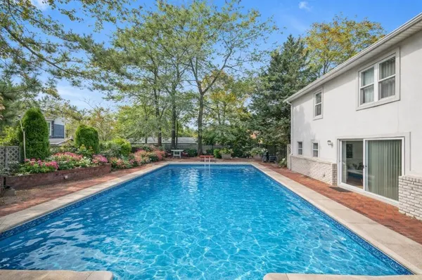 $1,539,000 | 389 Mayfair Drive South | Mill Basin