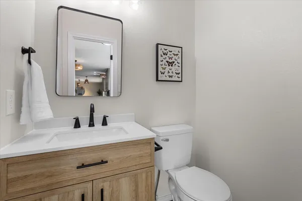$800,000 | 1180 Live Oak Loop, Buda, TX 78610
