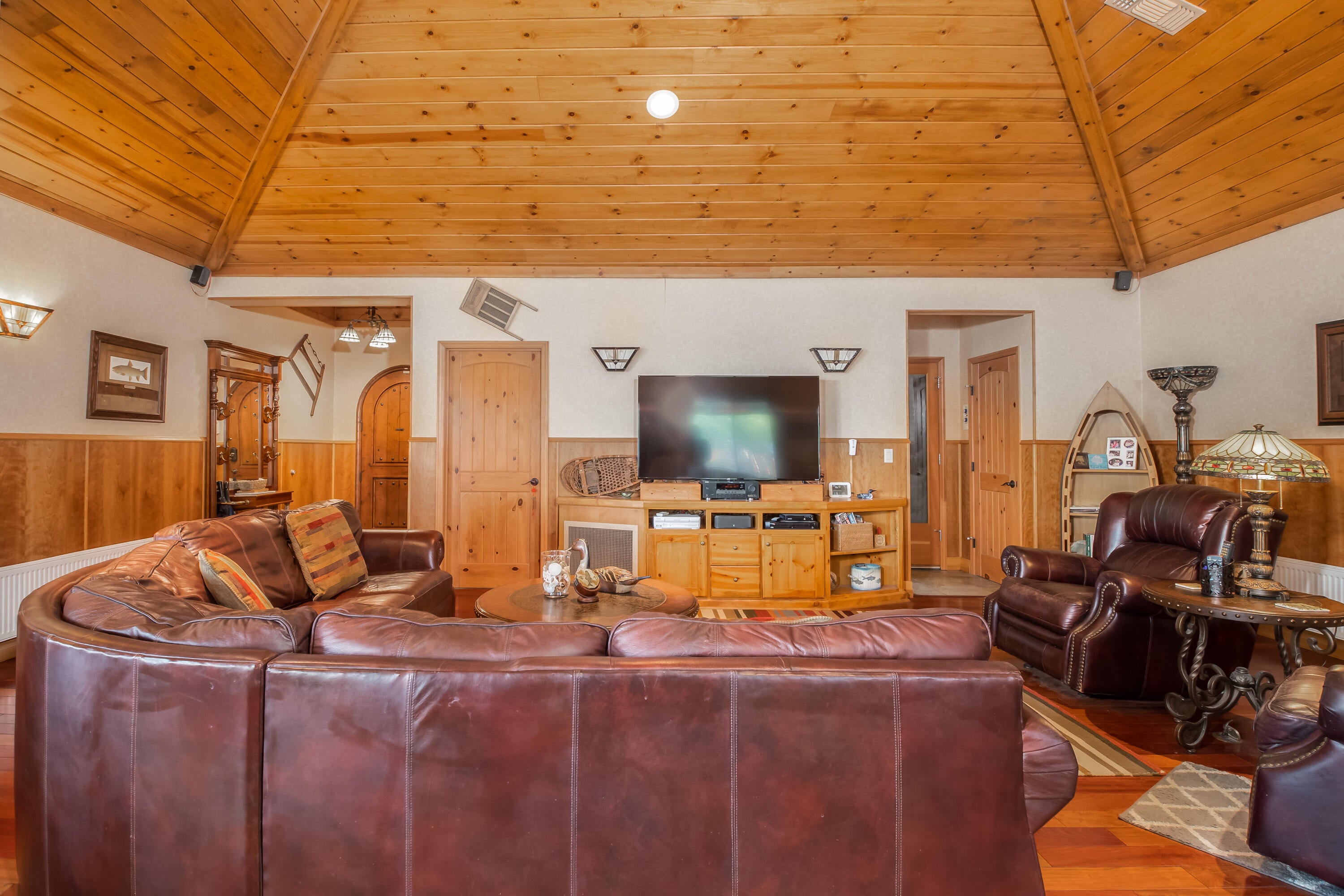32110 Modoc Point Road Chiloquin, OR 97624 - Photo 11 of 42 DSC_8759-Edit