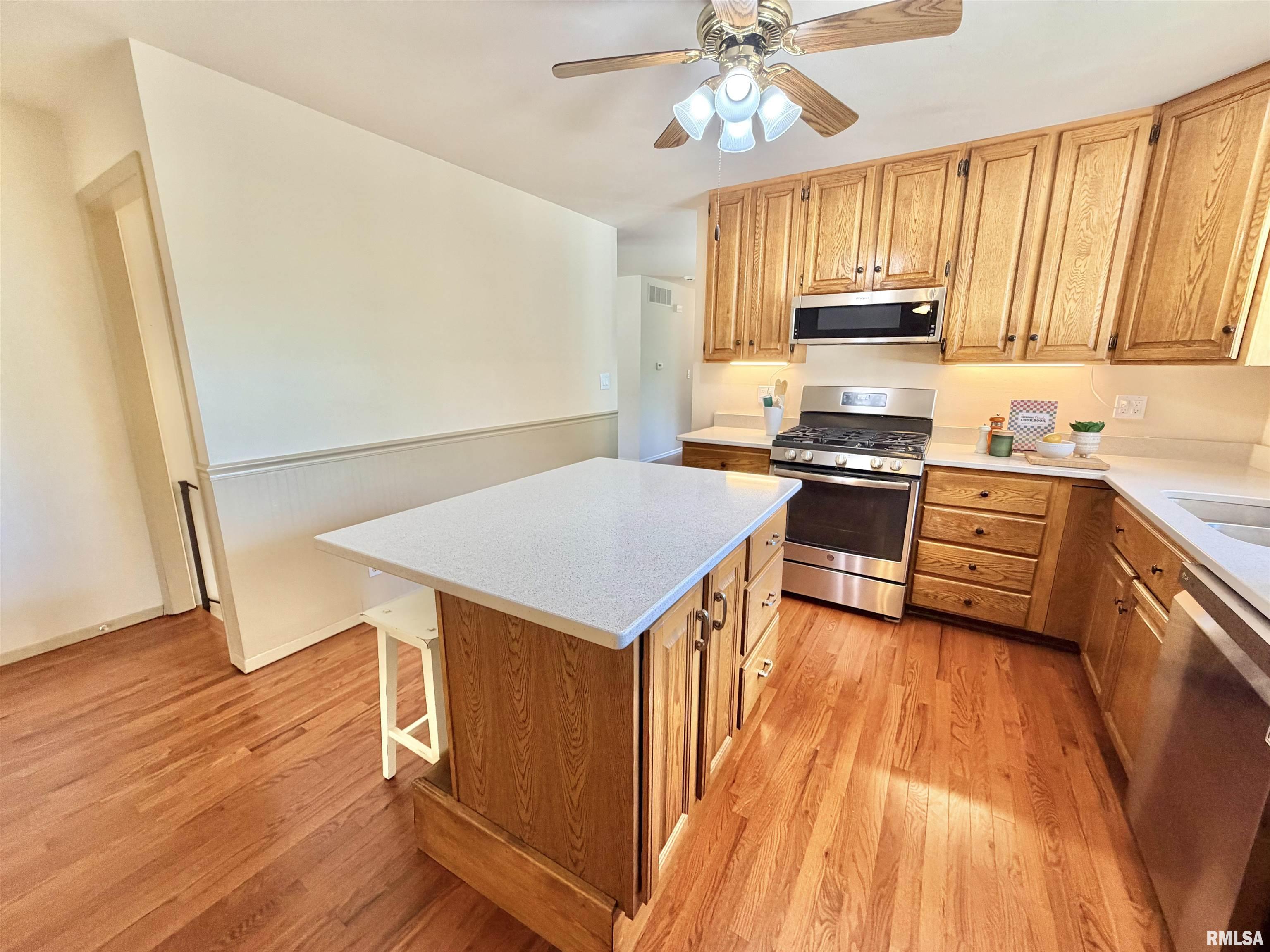 6316 North Hamilton Road Peoria, IL 61614 - Photo 13 of 67 Gallery Image 13