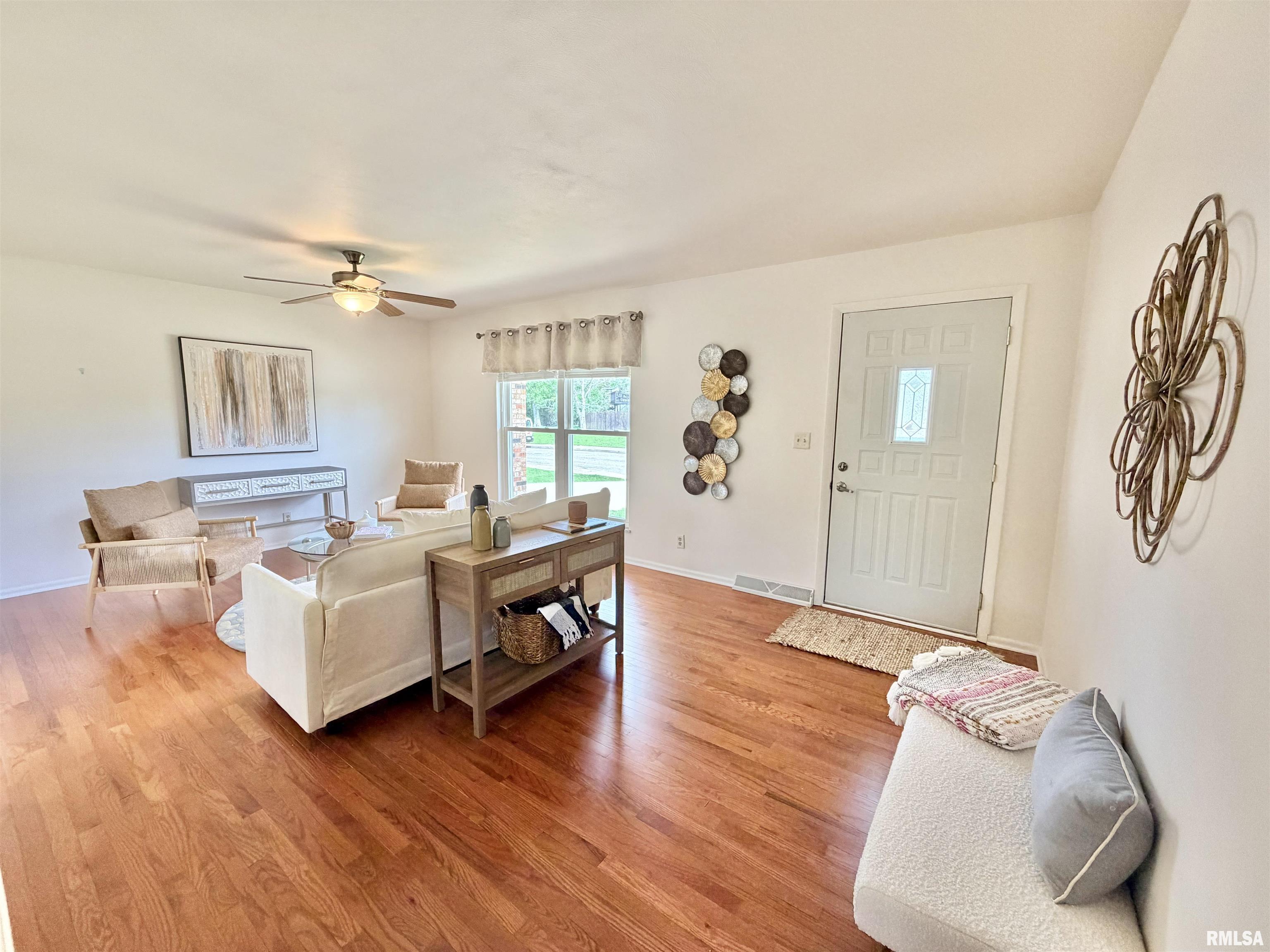 6316 North Hamilton Road Peoria, IL 61614 - Photo 9 of 67 Gallery Image 9