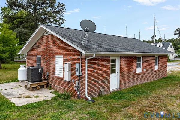 $579,000 | 1028 Timberneck Road, Deltaville, VA 23043