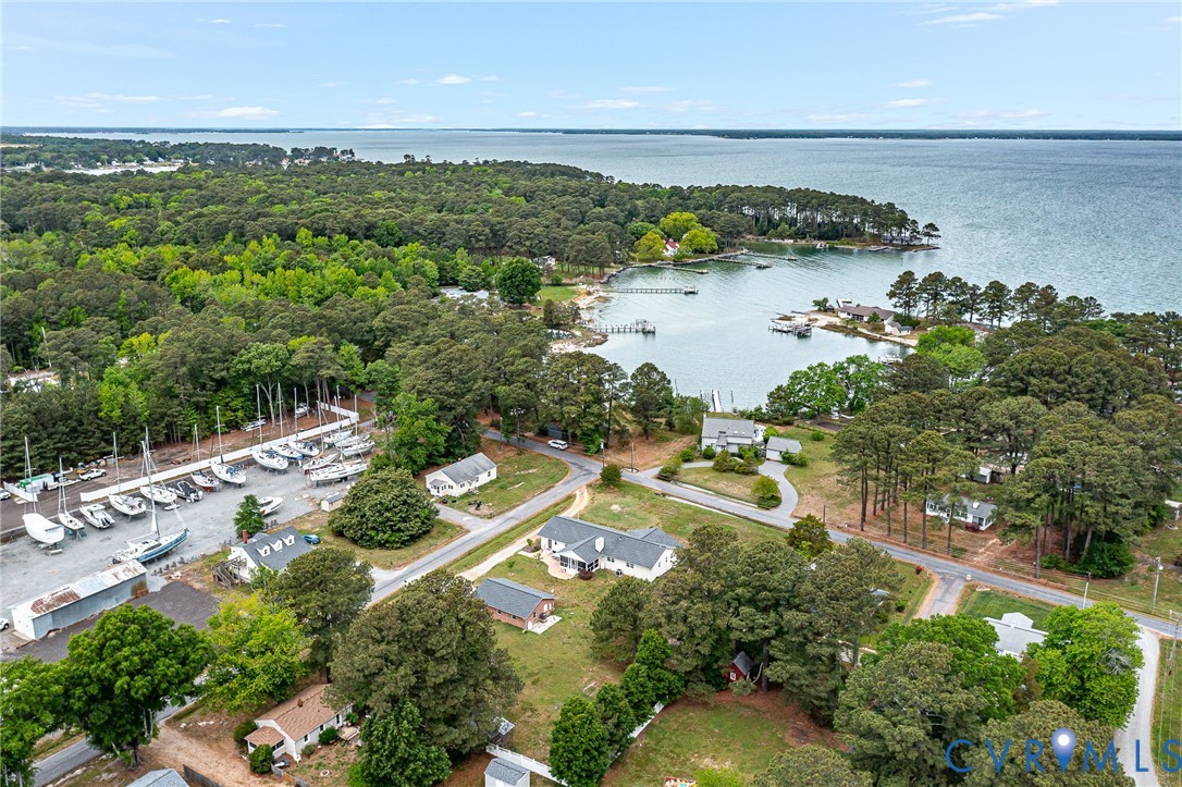 1028 Timberneck Road Deltaville, VA 23043 - Photo 7 of 62