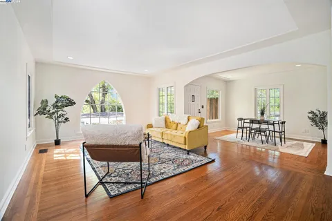 $1,450,000 | 366 Ilo Lane, Danville, CA 94526