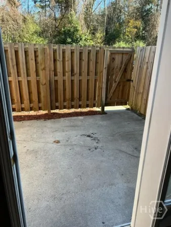 $1,500 | 9832 Whitfield, Savannah, GA 31406