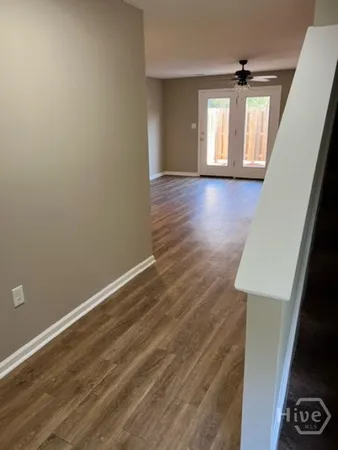 $1,500 | 9832 Whitfield, Savannah, GA 31406