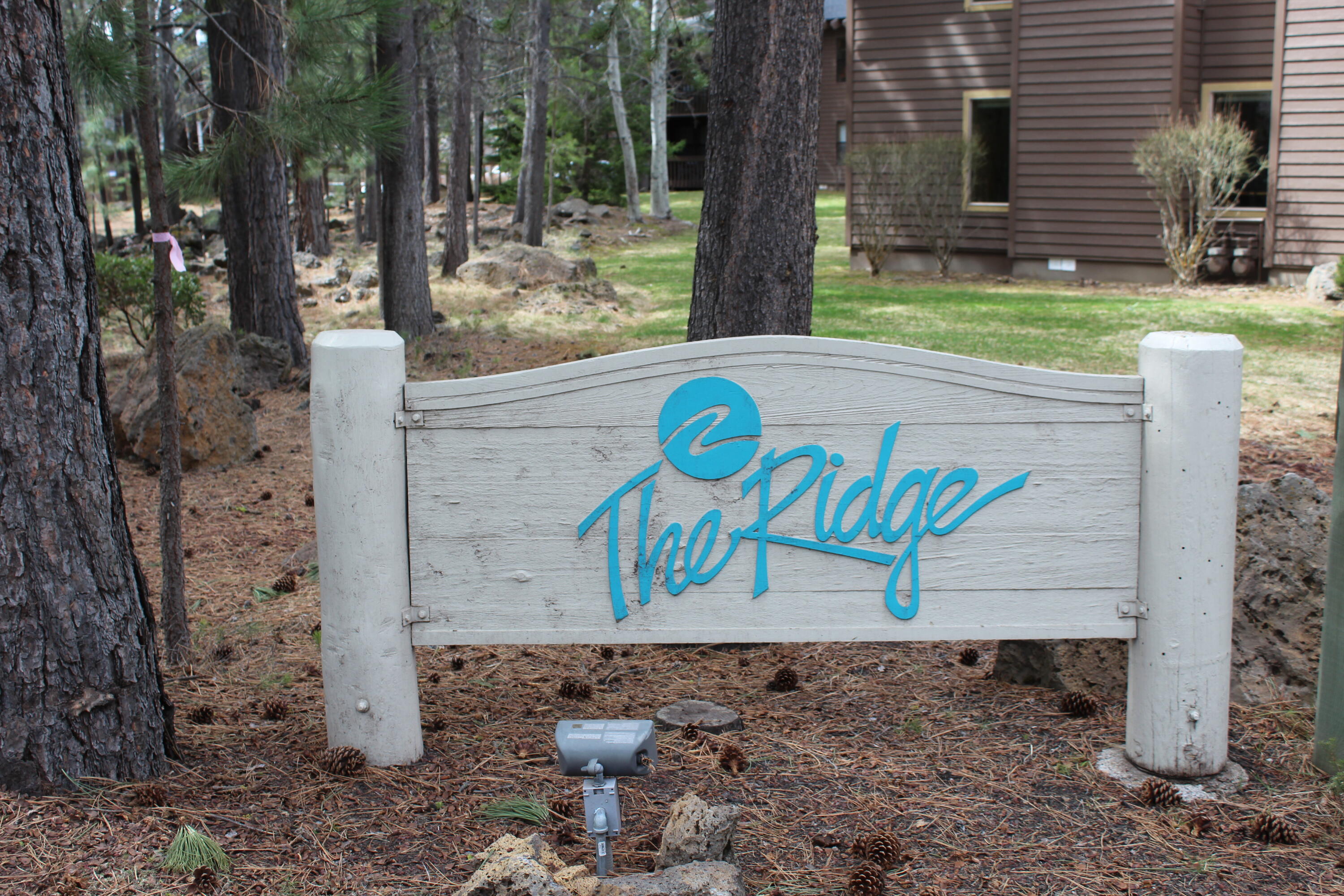 57378 Beaver Ridge Loop, Unit 34D1 Sunriver, OR 97707 - Photo 25 of 25 26-sign