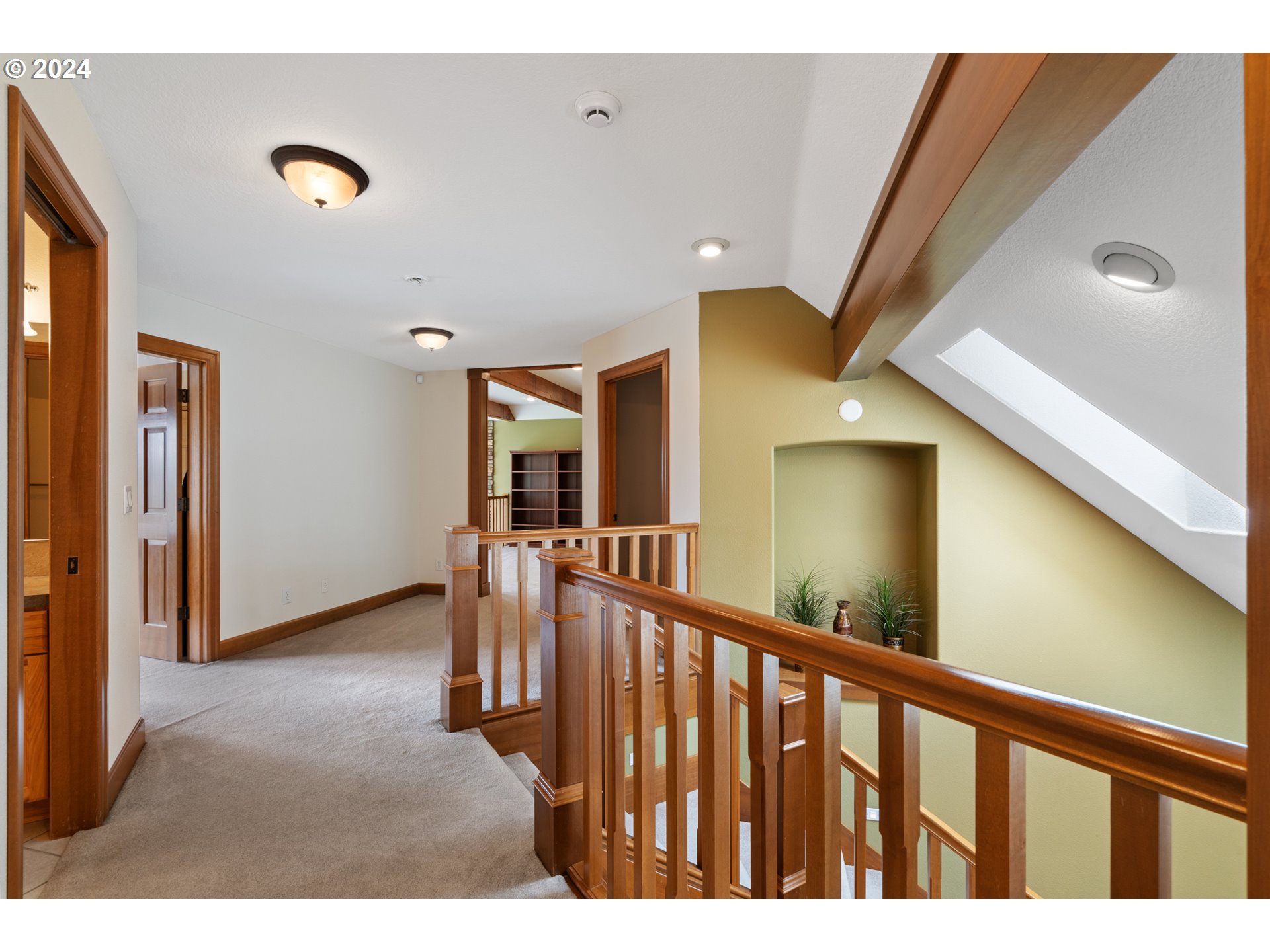 5924 Northeast Lessard Road Camas, WA 98607 - Photo 22 of 48 a view of a hallway