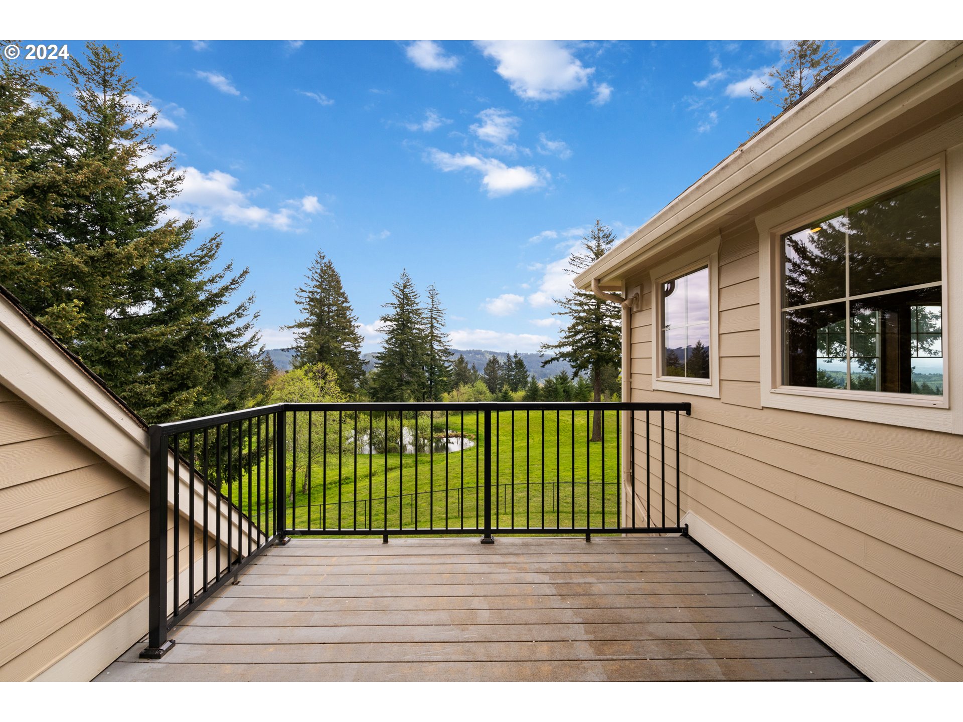 5924 Northeast Lessard Road Camas, WA 98607 - Photo 24 of 48 a view of balcony with wooden floor