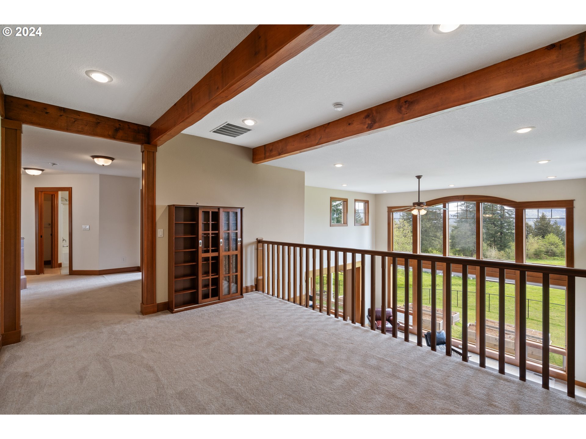 5924 Northeast Lessard Road Camas, WA 98607 - Photo 28 of 48 a view of hallway with livingroom