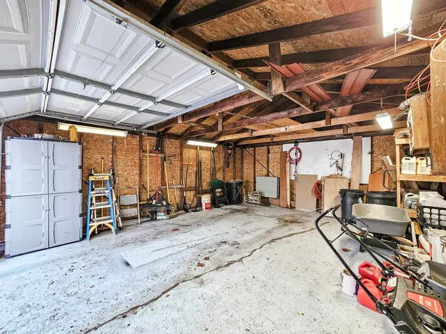 $185,000 | 1105 Colonial Drive, Machesney Park, IL 61115