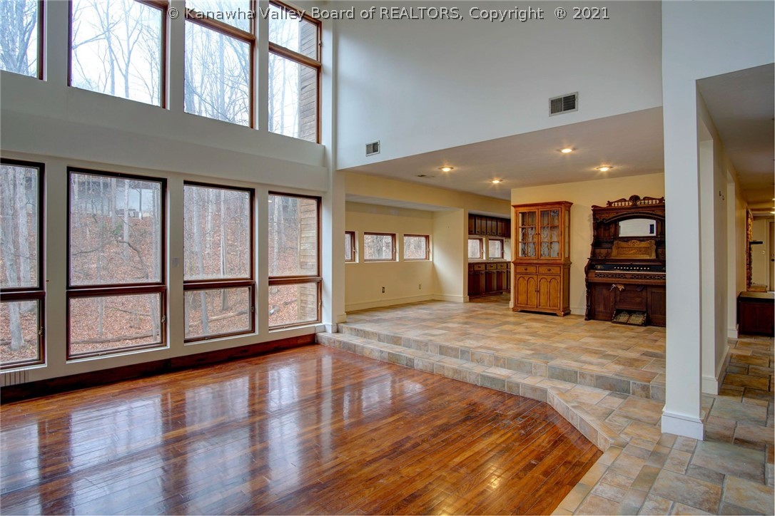 1409 Stonehenge Road Charleston, WV 25314 - Photo 11 of 45 Gallery Image 11