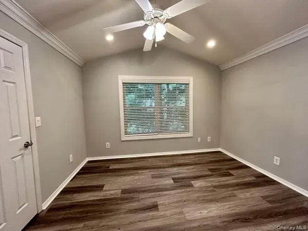 $3,600 | 85 Overlook Drive, Unit 85, Farmingville, NY 11738