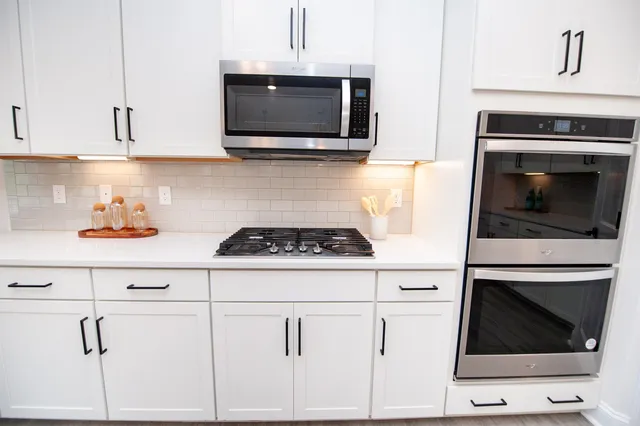 $575,000 | 599 Fox Run Trail, Woodruff, SC 29388