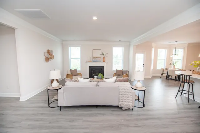 $575,000 | 599 Fox Run Trail, Woodruff, SC 29388