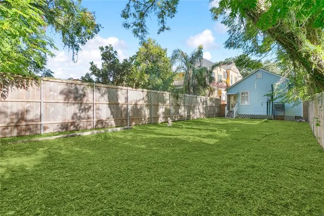 $2,500 | 1944 Jackson Avenue, New Orleans, LA 70113