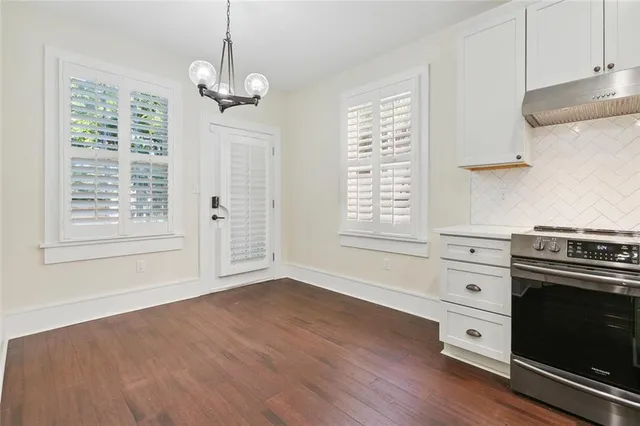 $2,500 | 1944 Jackson Avenue, New Orleans, LA 70113