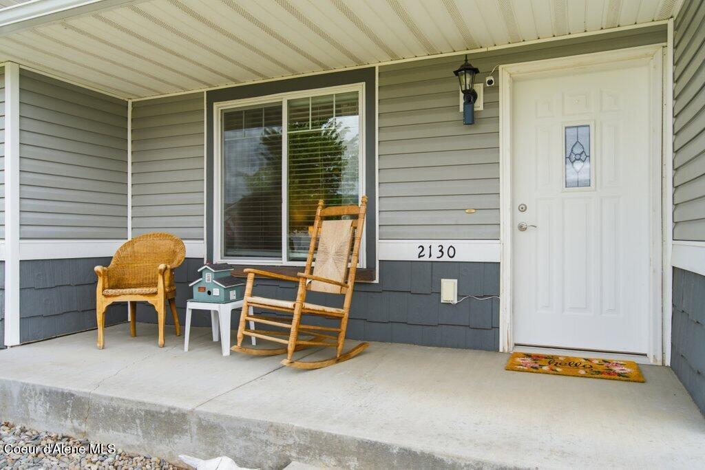 2130 East Decaro Loop Post Falls, ID 83854 - Photo 3 of 31 Front Porch