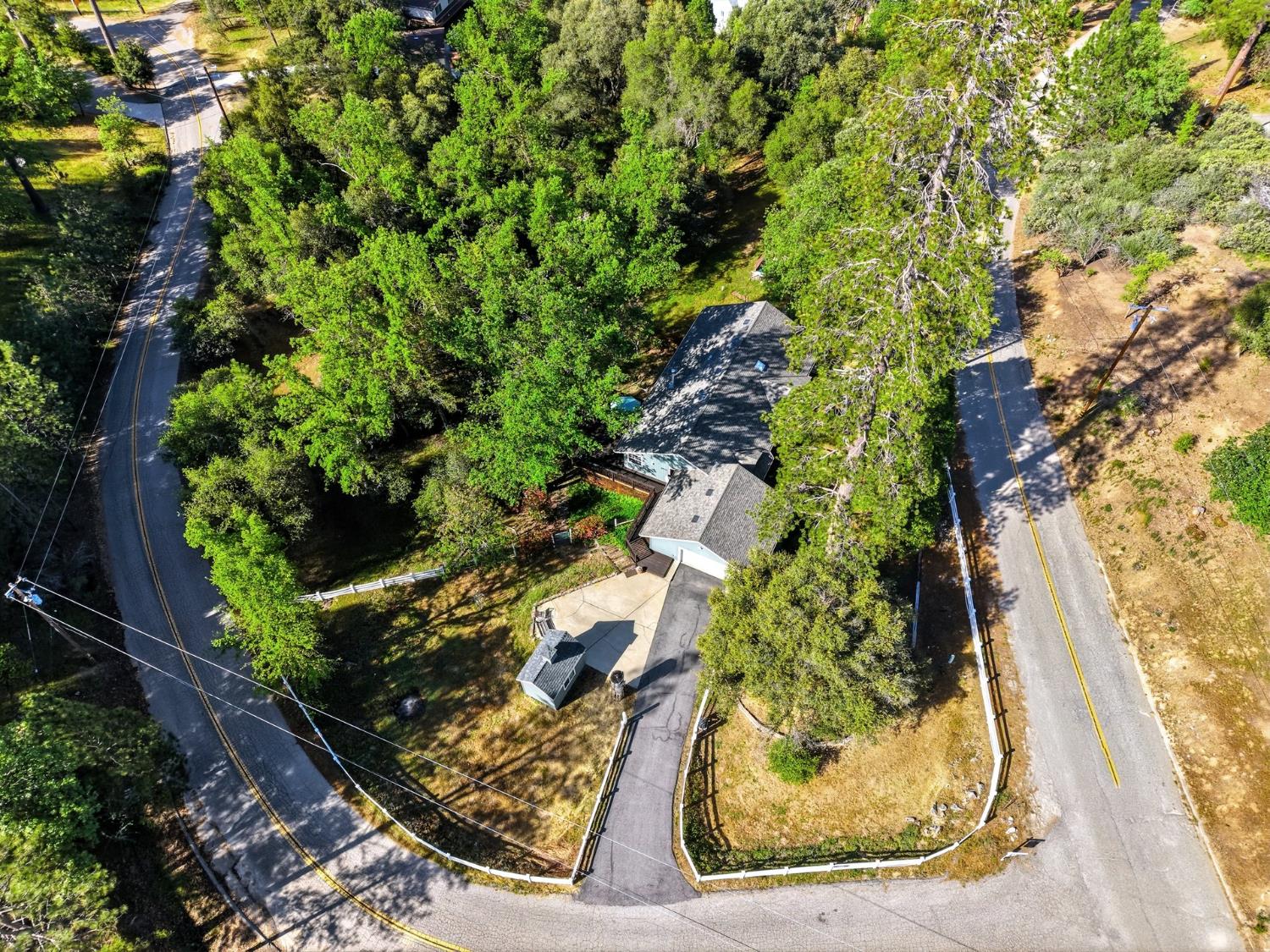 37927 China Creek Road Oakhurst, CA 93644 - Photo 37 of 38