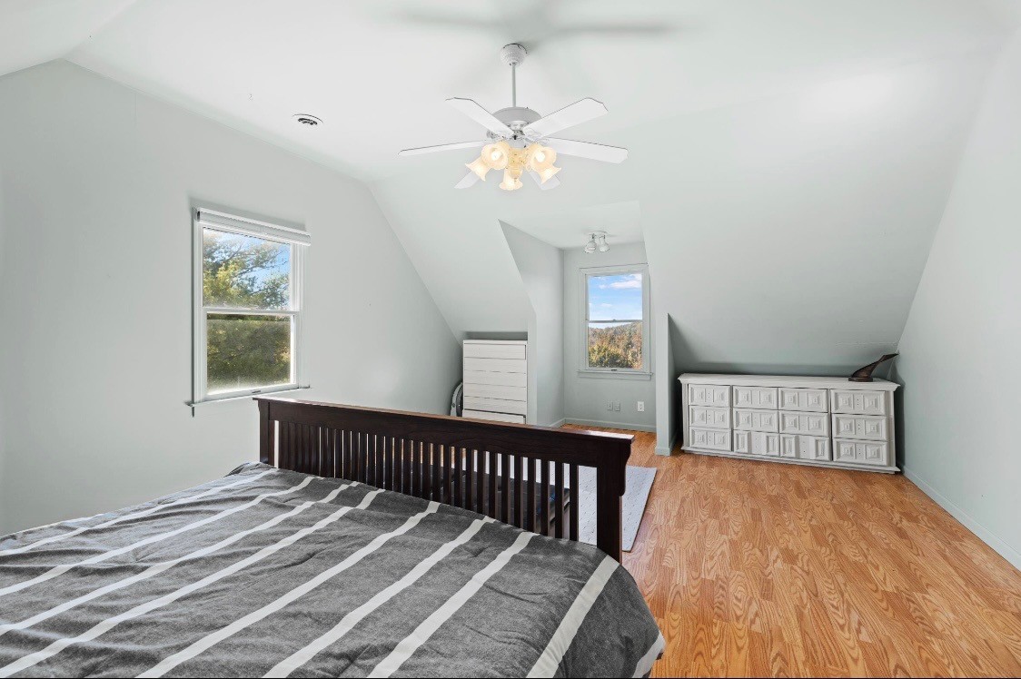 395 Carroll Gentry Road Madisonville, KY 42431 - Photo 26 of 46 a bedroom with a bed and a window