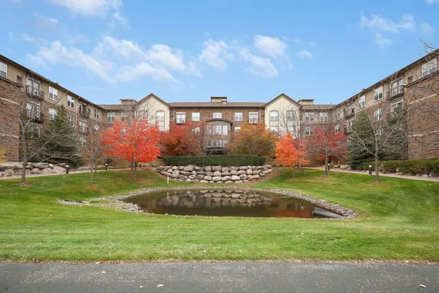 $219,900 | 13580 Technology Dr., Unit 3112, Eden Prairie, MN 55344