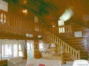 9084 Crescent Beach Road Pigeon, MI 48755 - Photo 8 of 12 9084 Crescent Beach - Stairway.j