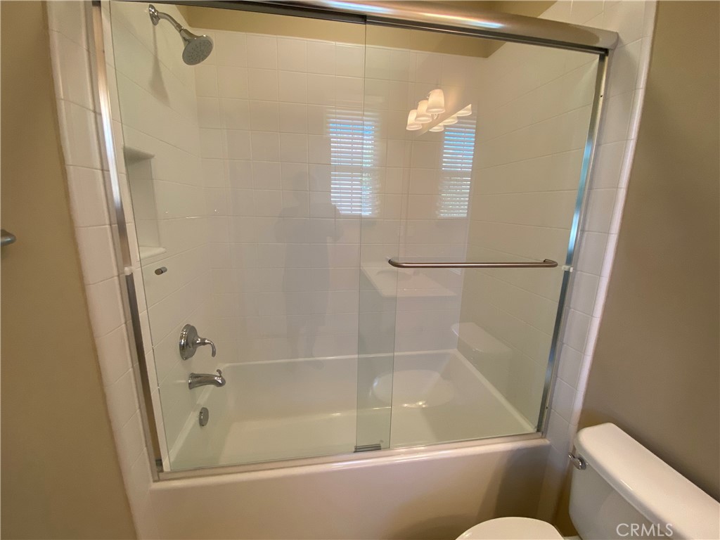 219 Overbrook Irvine, CA 92620 - Photo 21 of 32