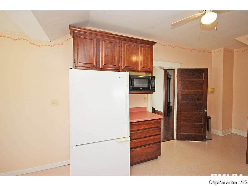630 South State Street Springfield, IL 62704 - Photo 10 of 23