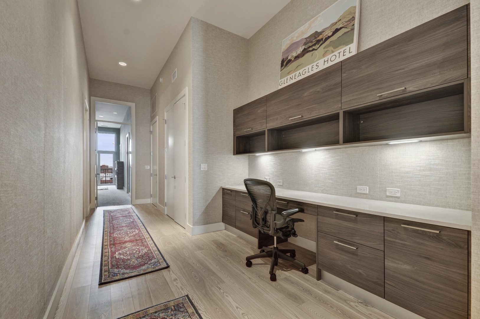 1124 West Adams Street, Unit PHW Chicago, IL 60607 - Photo 41 of 55 a view of workspace