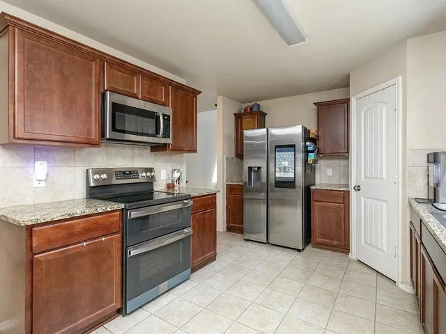 $3,950 | 2320 Willard Way, Forney, TX 75126