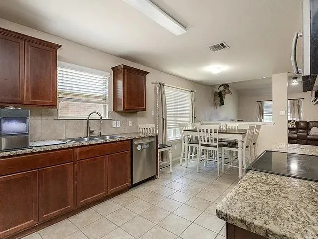 $3,950 | 2320 Willard Way, Forney, TX 75126