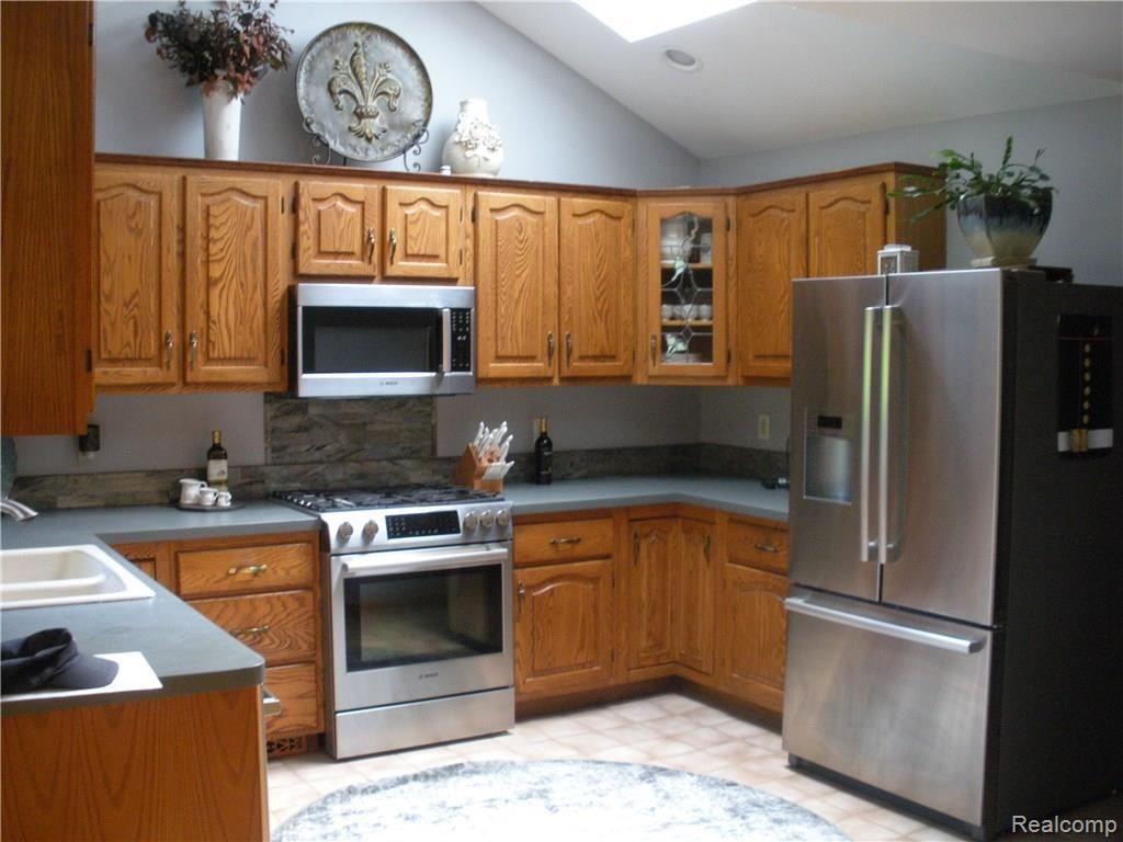 37300 Judd Road New Boston, MI 48164 - Photo 34 of 70