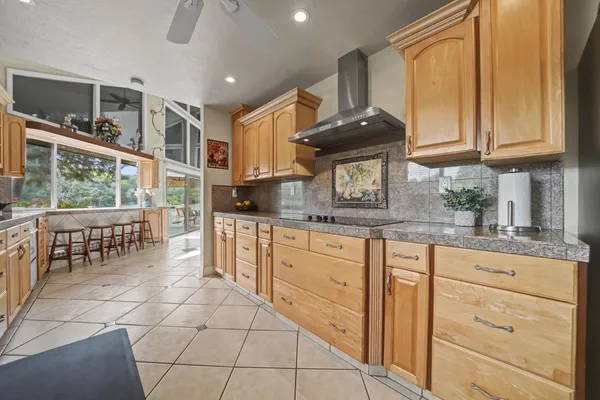 $3,750,000 | 450 Lakeview Road, Copperopolis, CA 95228